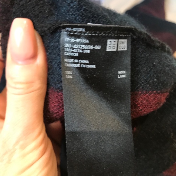 2 for $30 Uniqlo Wool Sweater - Picture 7 of 8